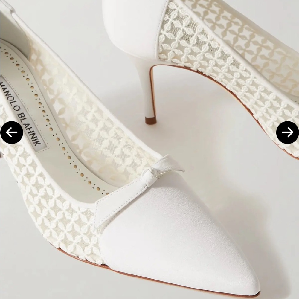 Manolo Blahnik White Lace Wedding Heels - Picture 3 of 4